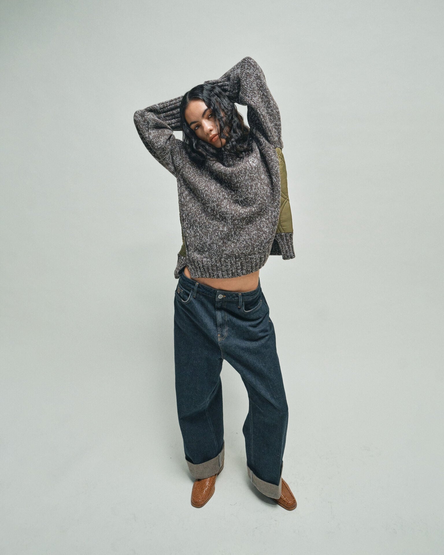 Modelshot / Dark Blue / Detail